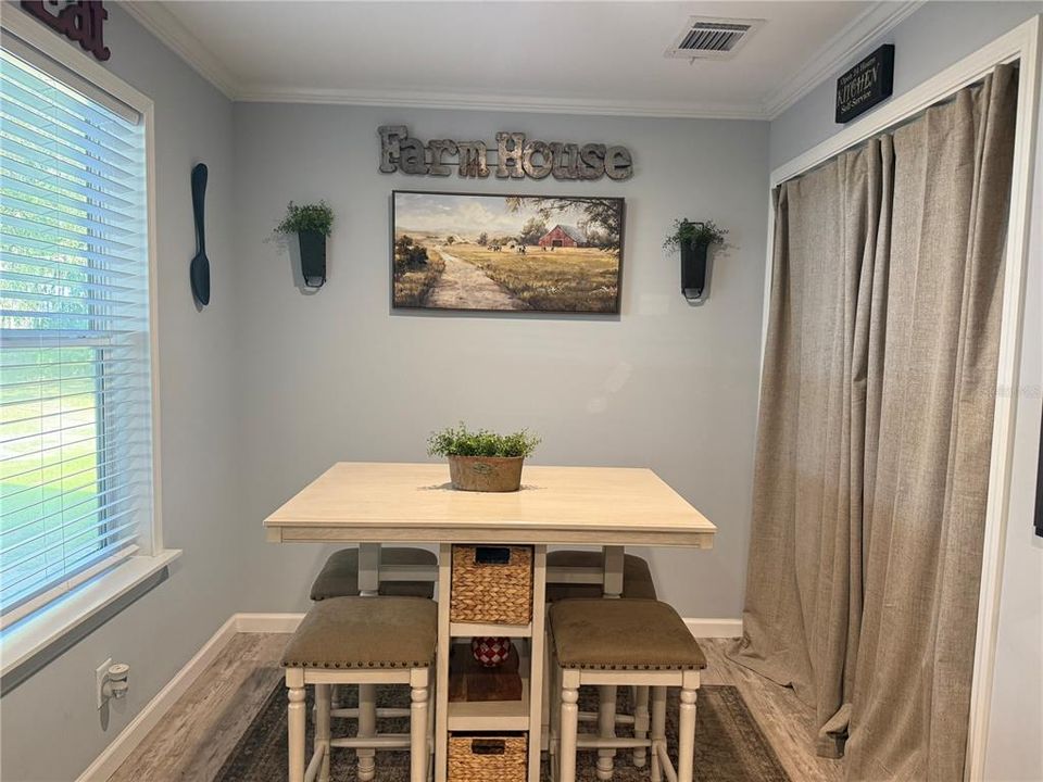 For Sale: $429,900 (2 beds, 2 baths, 1118 Square Feet)