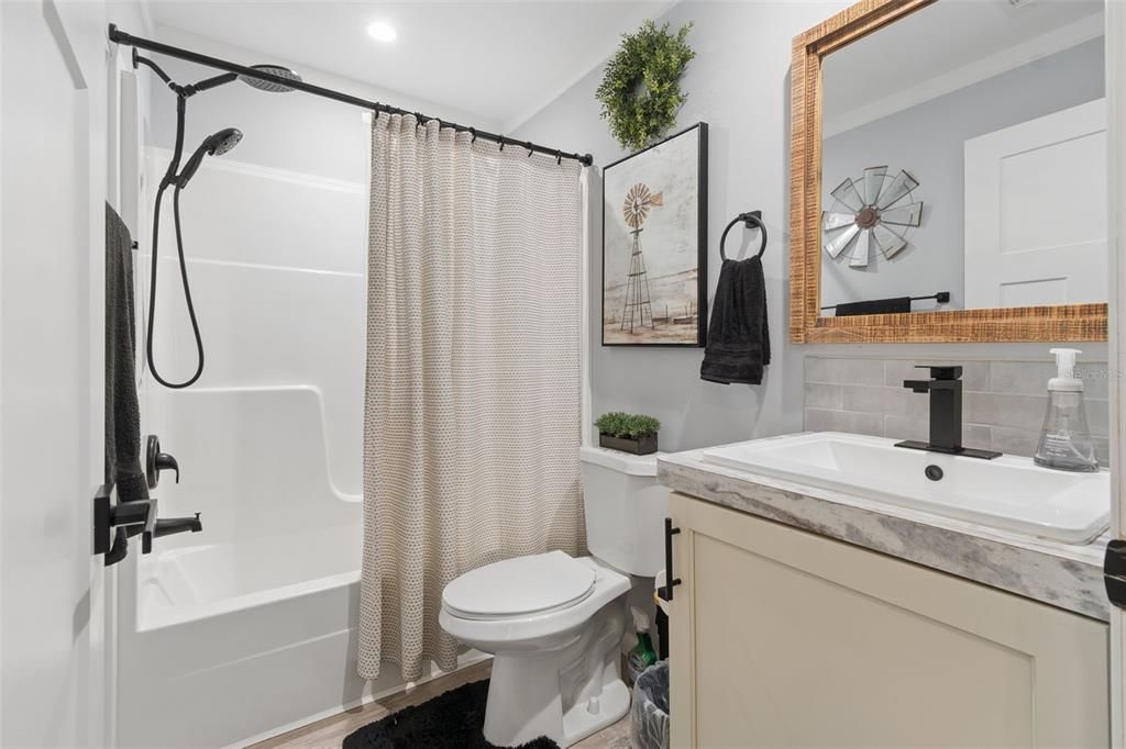En Venta: $422,400 (2 camas, 2 baños, 1118 Pies cuadrados)