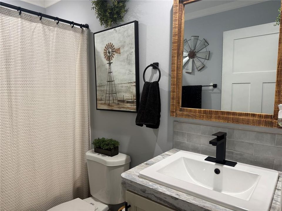 For Sale: $429,900 (2 beds, 2 baths, 1118 Square Feet)