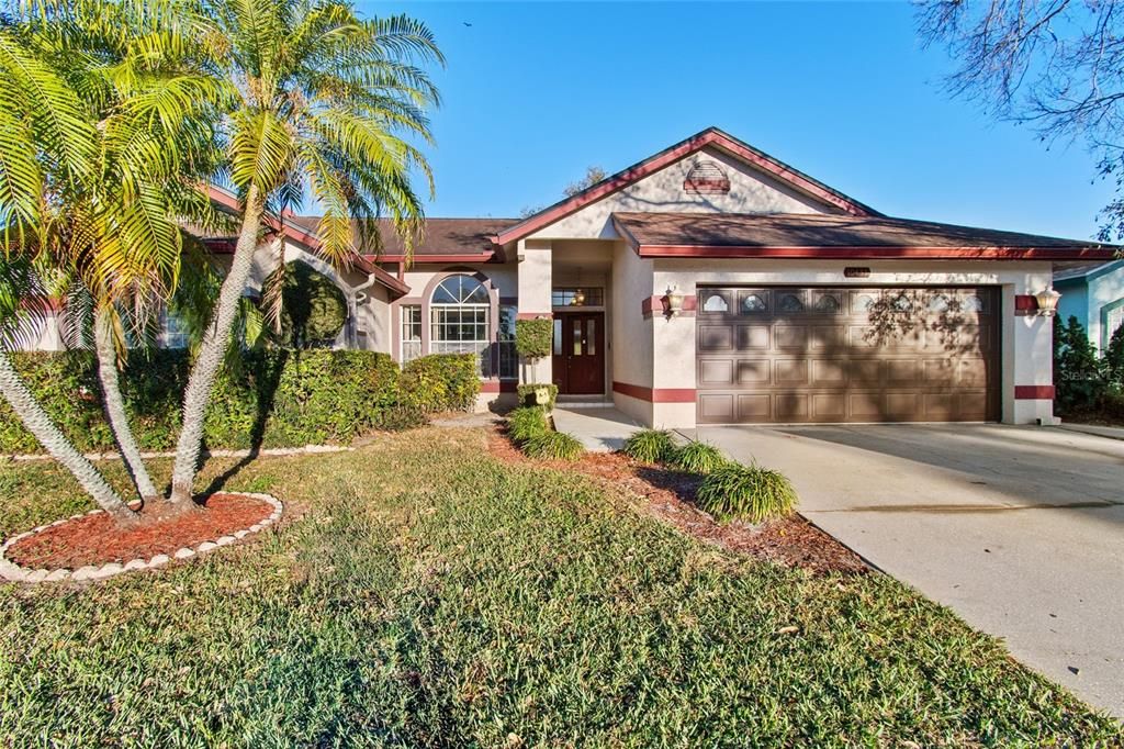 For Rent: $3,695 (3 beds, 2 baths, 1903 Square Feet)