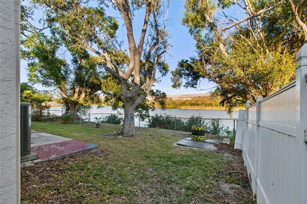 For Rent: $3,695 (3 beds, 2 baths, 1903 Square Feet)