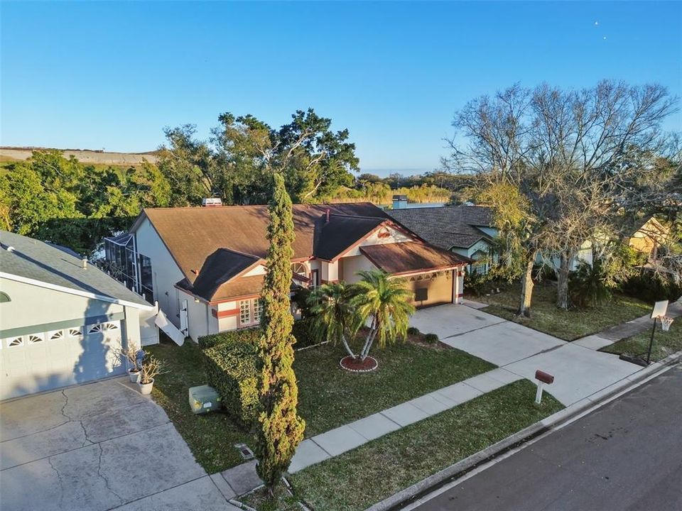 For Rent: $3,695 (3 beds, 2 baths, 1903 Square Feet)