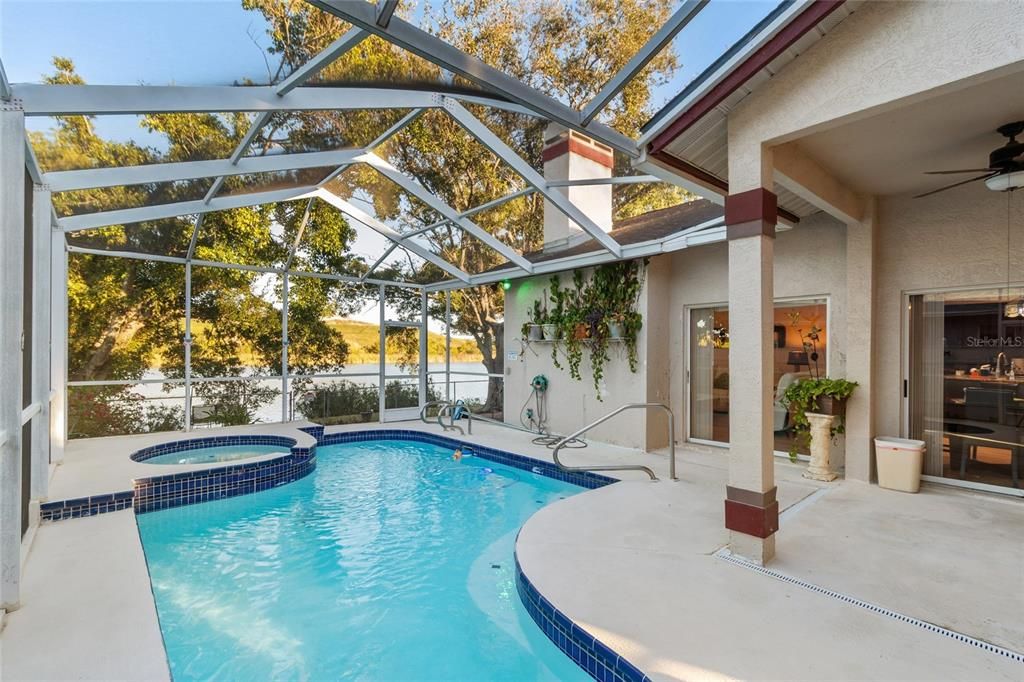 For Rent: $3,695 (3 beds, 2 baths, 1903 Square Feet)