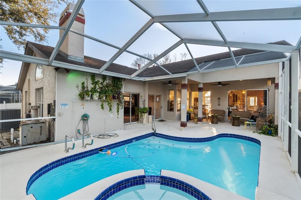 For Rent: $3,695 (3 beds, 2 baths, 1903 Square Feet)