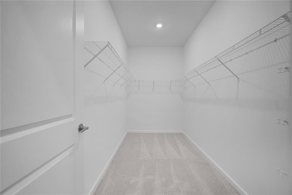 For Rent: $2,650 (4 beds, 3 baths, 2199 Square Feet)