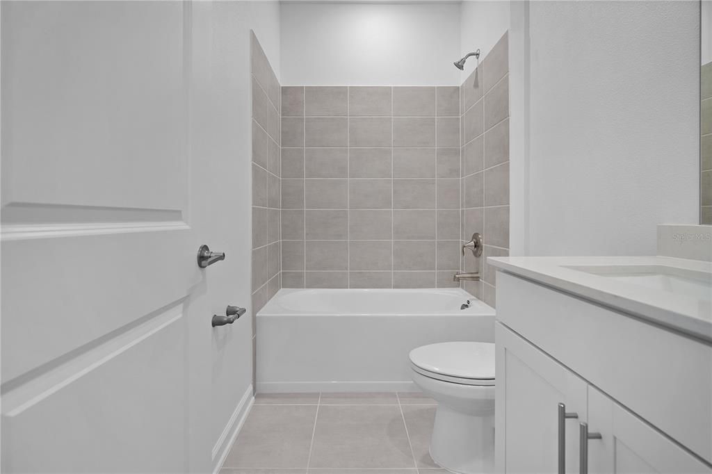For Rent: $2,650 (4 beds, 3 baths, 2199 Square Feet)