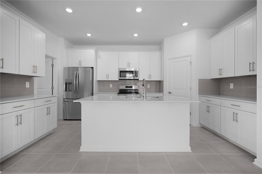 For Rent: $2,650 (4 beds, 3 baths, 2199 Square Feet)