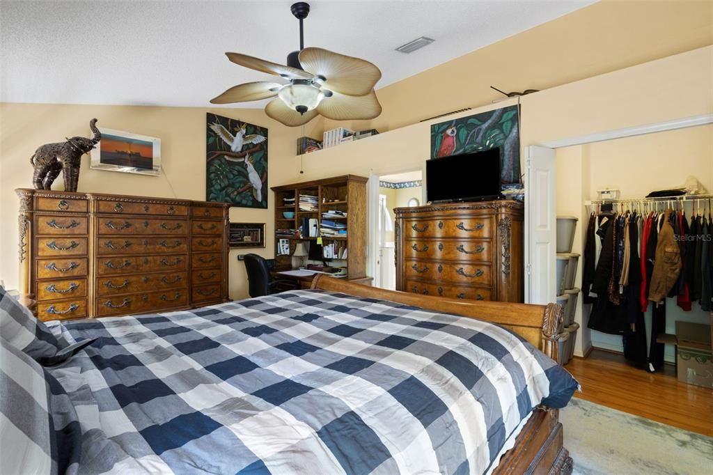 En Venta: $343,000 (3 camas, 2 baños, 1439 Pies cuadrados)