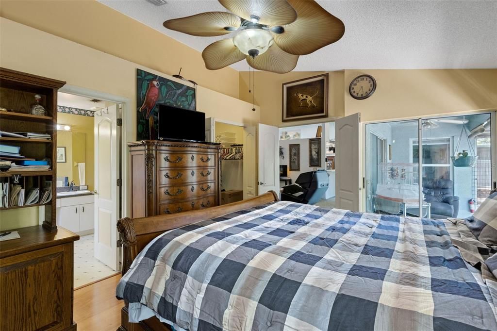 En Venta: $343,000 (3 camas, 2 baños, 1439 Pies cuadrados)