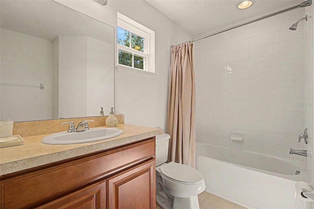 For Sale: $475,000 (4 beds, 2 baths, 2254 Square Feet)