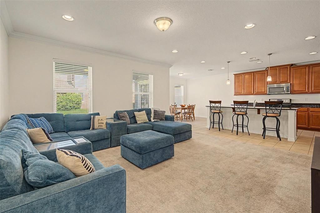 For Sale: $475,000 (4 beds, 2 baths, 2254 Square Feet)