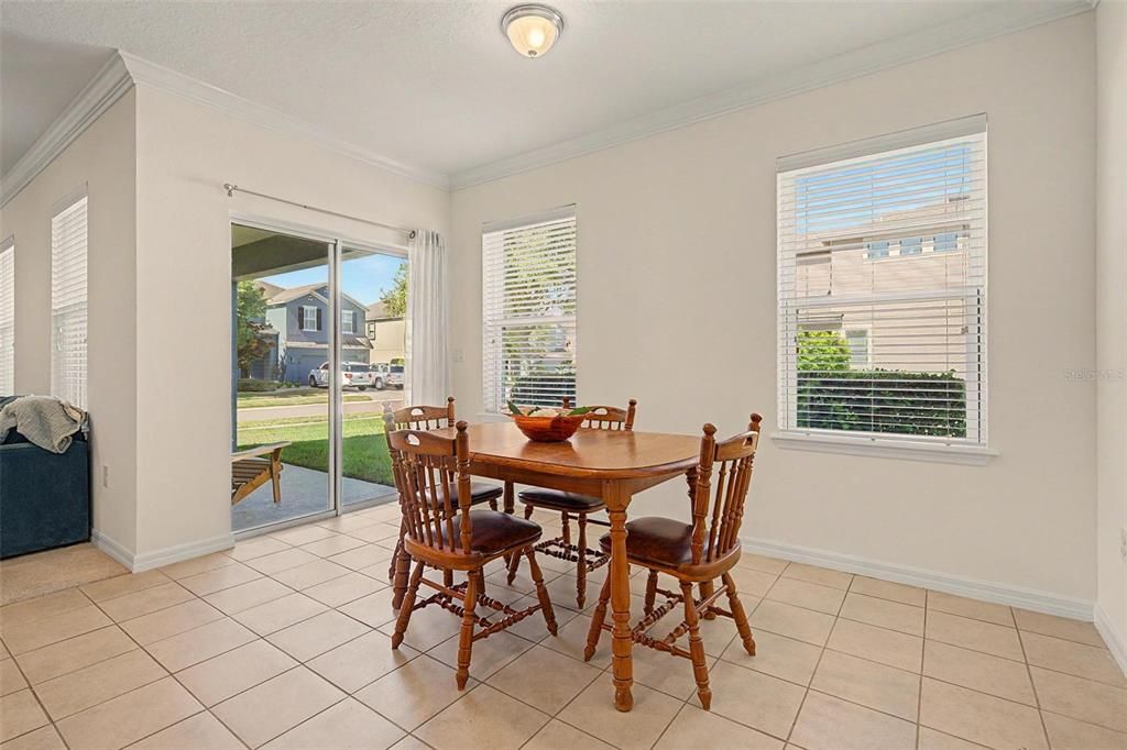 For Sale: $475,000 (4 beds, 2 baths, 2254 Square Feet)