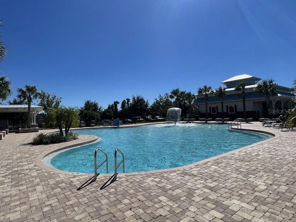 For Sale: $475,000 (4 beds, 2 baths, 2254 Square Feet)
