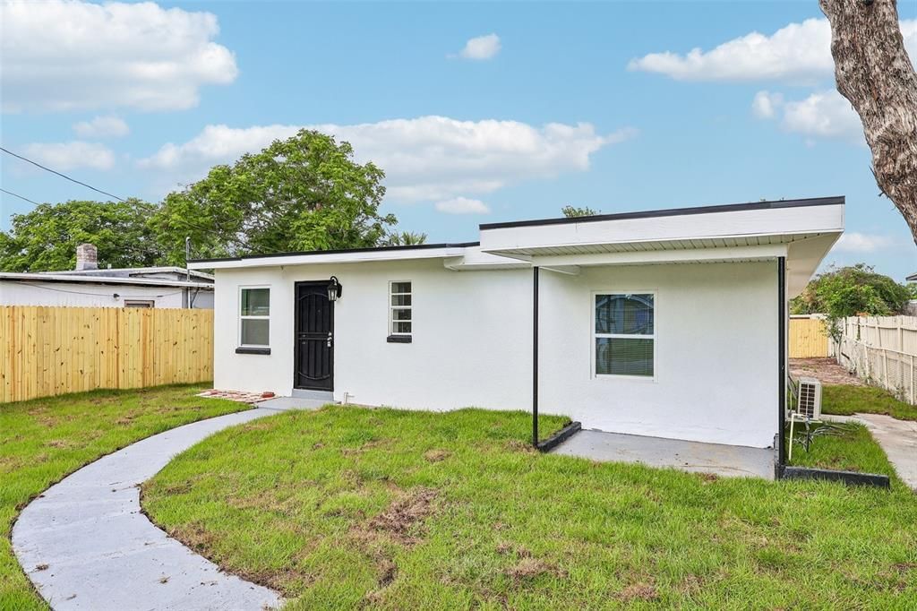 En Venta: $259,000 (3 camas, 2 baños, 846 Pies cuadrados)