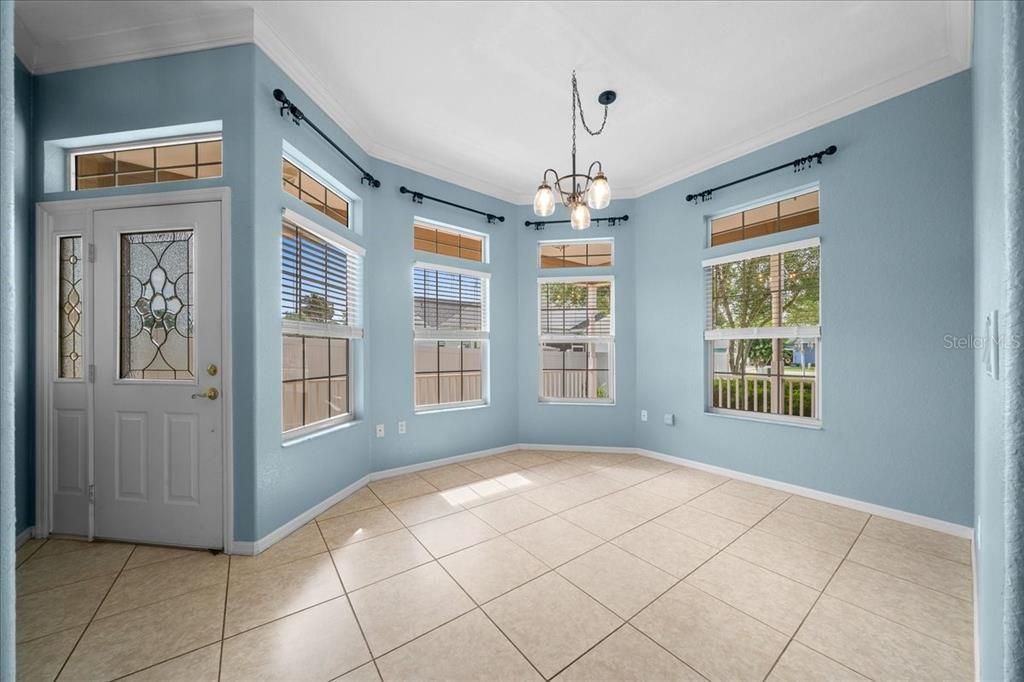 For Sale: $384,900 (3 beds, 2 baths, 2937 Square Feet)