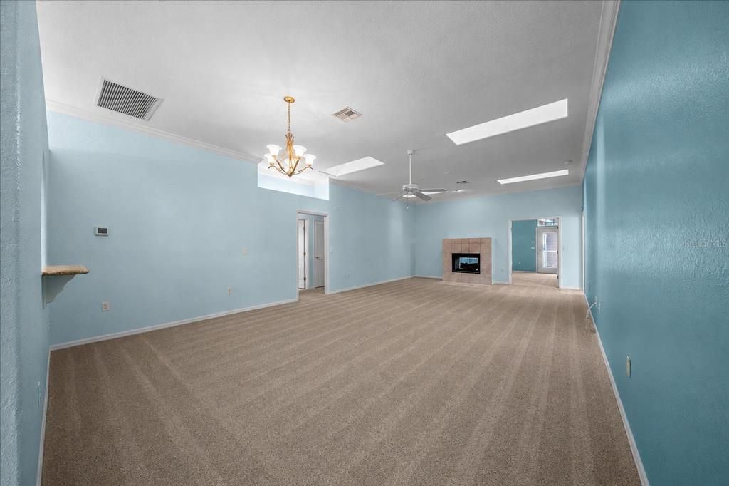 For Sale: $384,900 (3 beds, 2 baths, 2937 Square Feet)