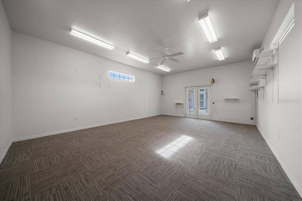 For Sale: $384,900 (3 beds, 2 baths, 2937 Square Feet)