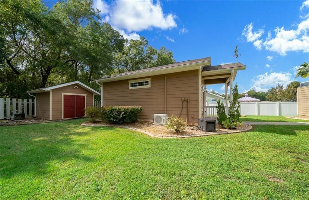 For Sale: $384,900 (3 beds, 2 baths, 2937 Square Feet)