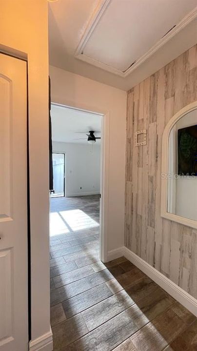 На продажу: $299,000 (2 спален, 2 ванн, 1110 Квадратных фут)