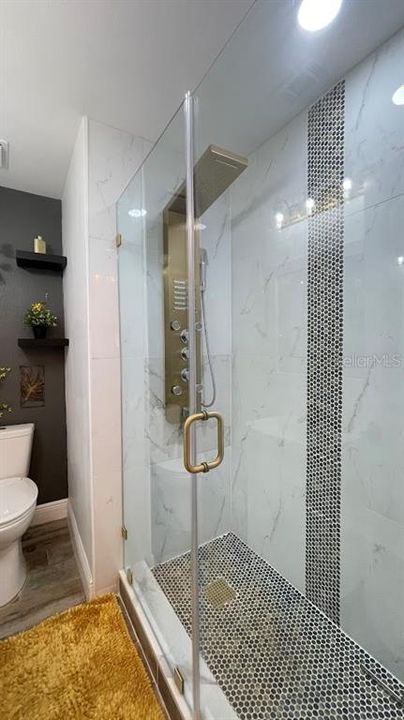 На продажу: $299,000 (2 спален, 2 ванн, 1110 Квадратных фут)
