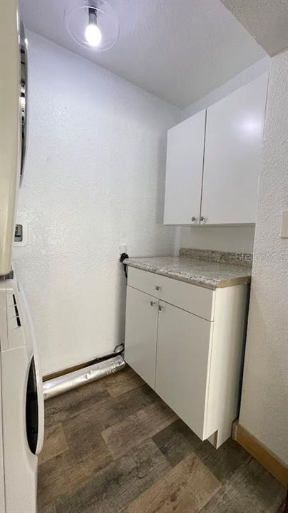 На продажу: $299,000 (2 спален, 2 ванн, 1110 Квадратных фут)