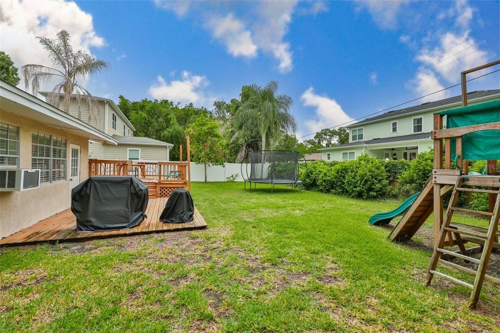 En Venta: $825,000 (3 camas, 2 baños, 1641 Pies cuadrados)