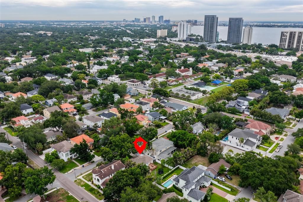 En Venta: $825,000 (3 camas, 2 baños, 1641 Pies cuadrados)