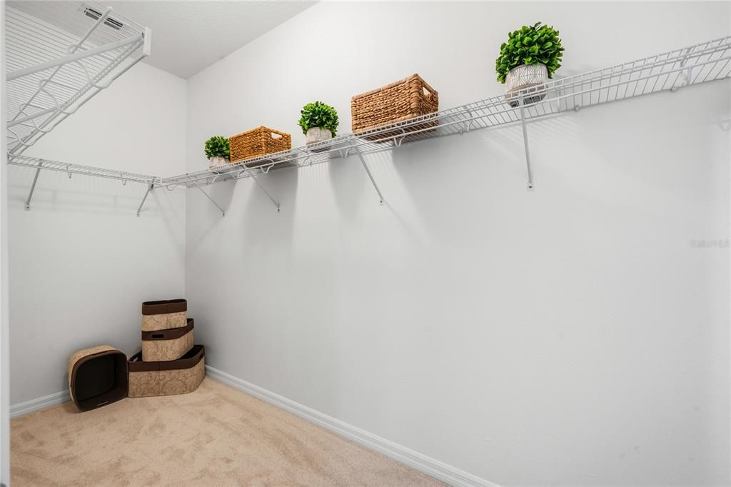 For Sale: $449,000 (4 beds, 3 baths, 2214 Square Feet)