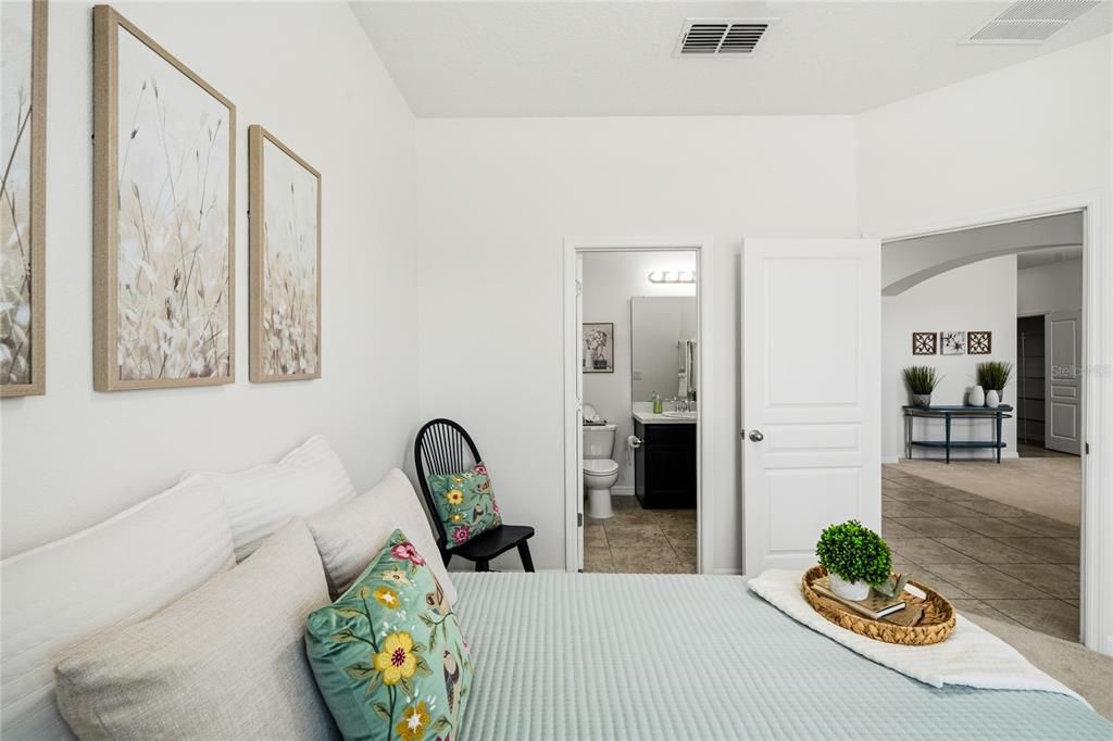 For Sale: $449,000 (4 beds, 3 baths, 2214 Square Feet)