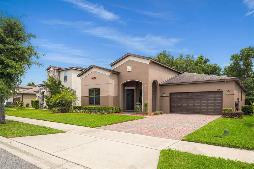 For Sale: $449,000 (4 beds, 3 baths, 2214 Square Feet)