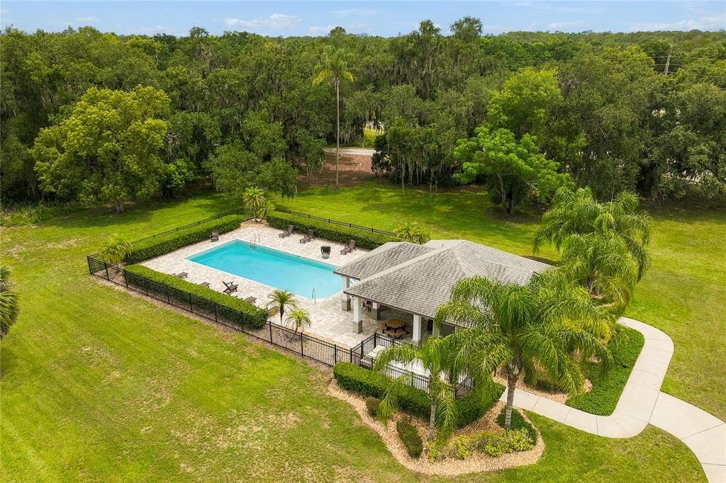 For Sale: $449,000 (4 beds, 3 baths, 2214 Square Feet)