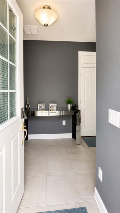 For Sale: $450,000 (3 beds, 2 baths, 1706 Square Feet)