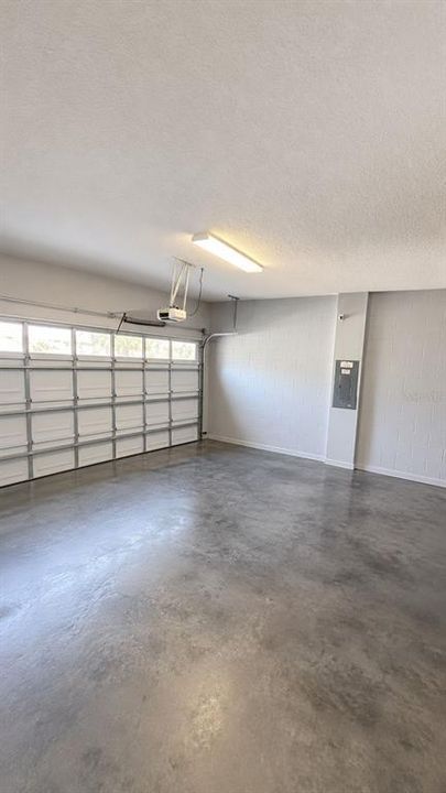 For Sale: $450,000 (3 beds, 2 baths, 1706 Square Feet)