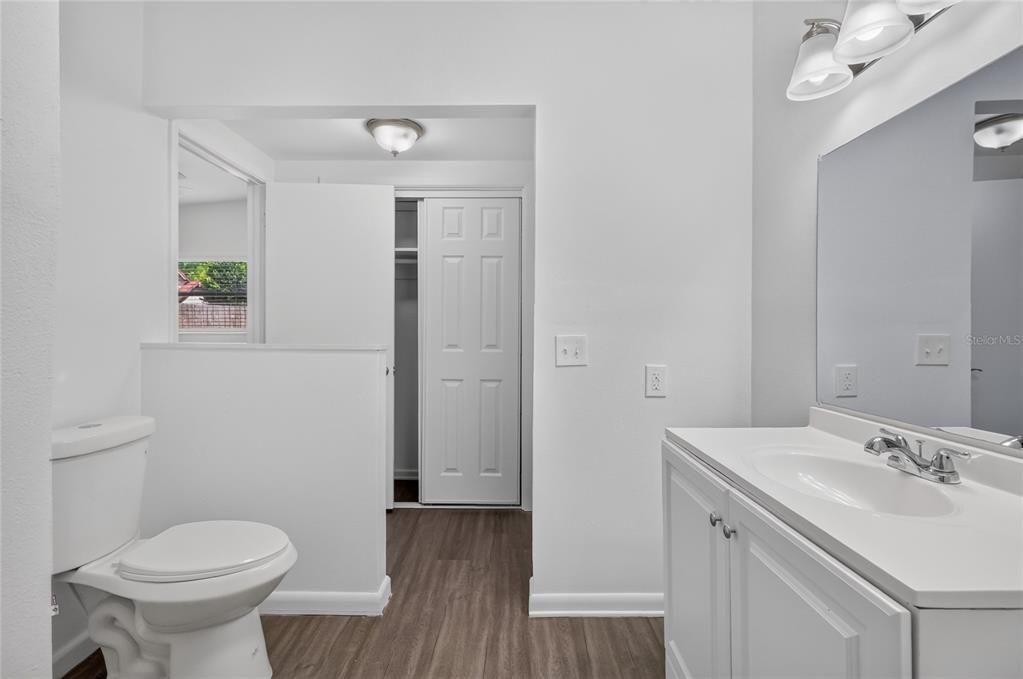 For Sale: $298,000 (3 beds, 2 baths, 1693 Square Feet)