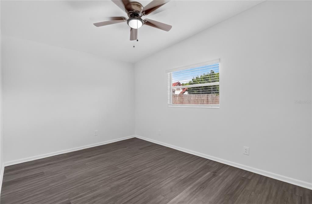 For Sale: $298,000 (3 beds, 2 baths, 1693 Square Feet)