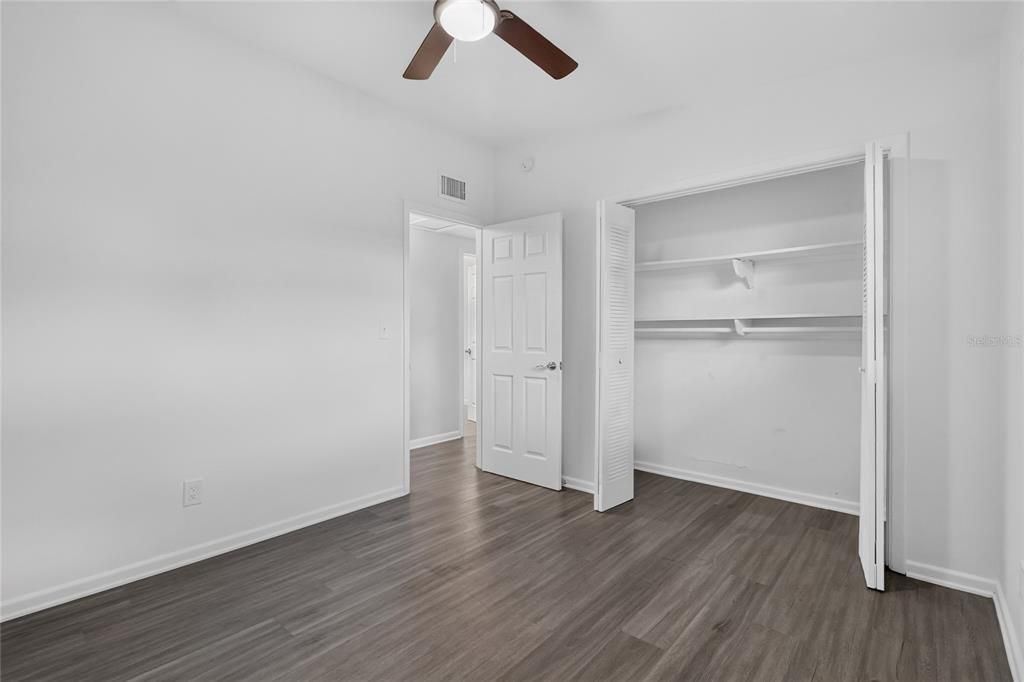 For Sale: $298,000 (3 beds, 2 baths, 1693 Square Feet)