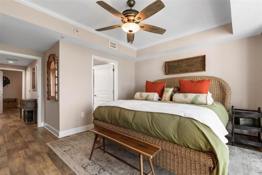 For Sale: $849,000 (3 beds, 3 baths, 1676 Square Feet)