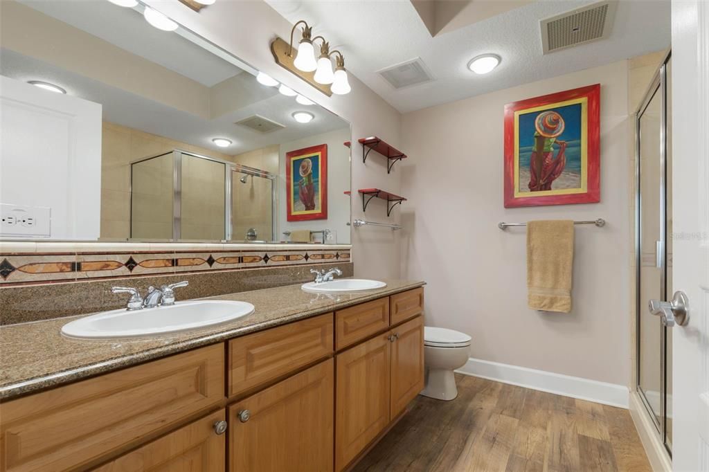 For Sale: $849,000 (3 beds, 3 baths, 1676 Square Feet)