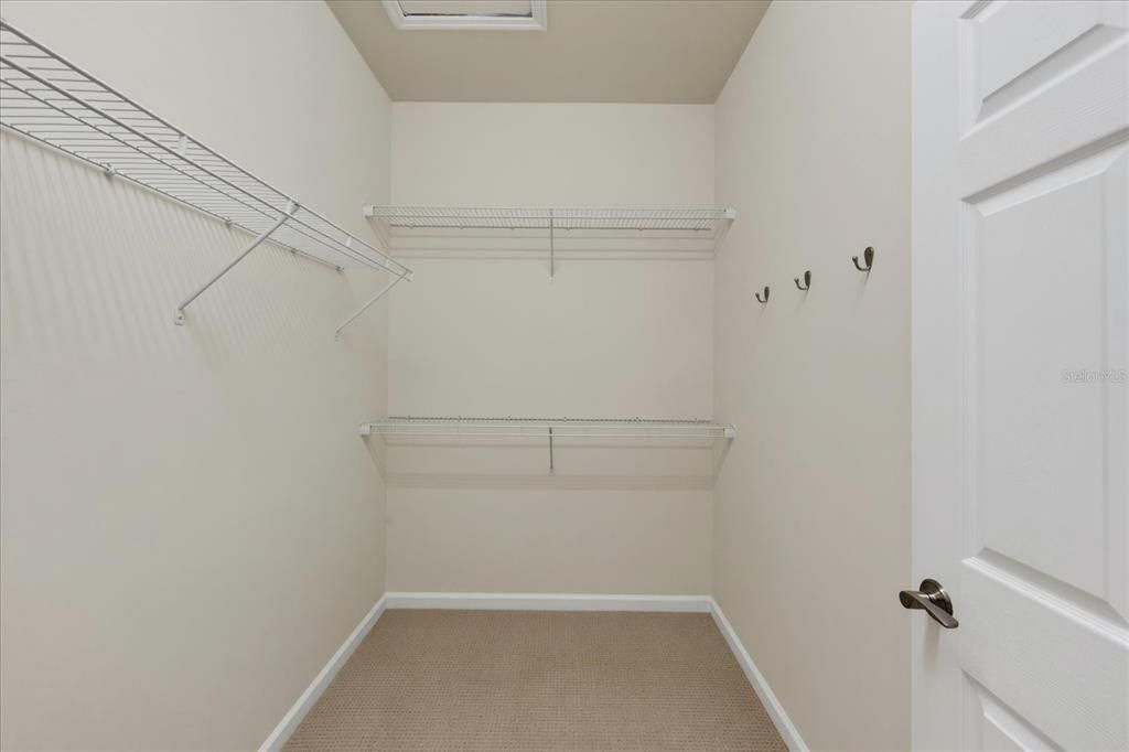 For Sale: $419,000 (2 beds, 2 baths, 1584 Square Feet)