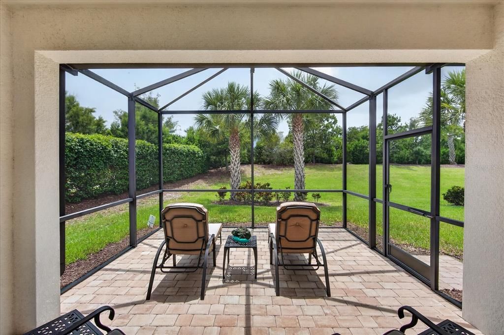 For Sale: $419,000 (2 beds, 2 baths, 1584 Square Feet)