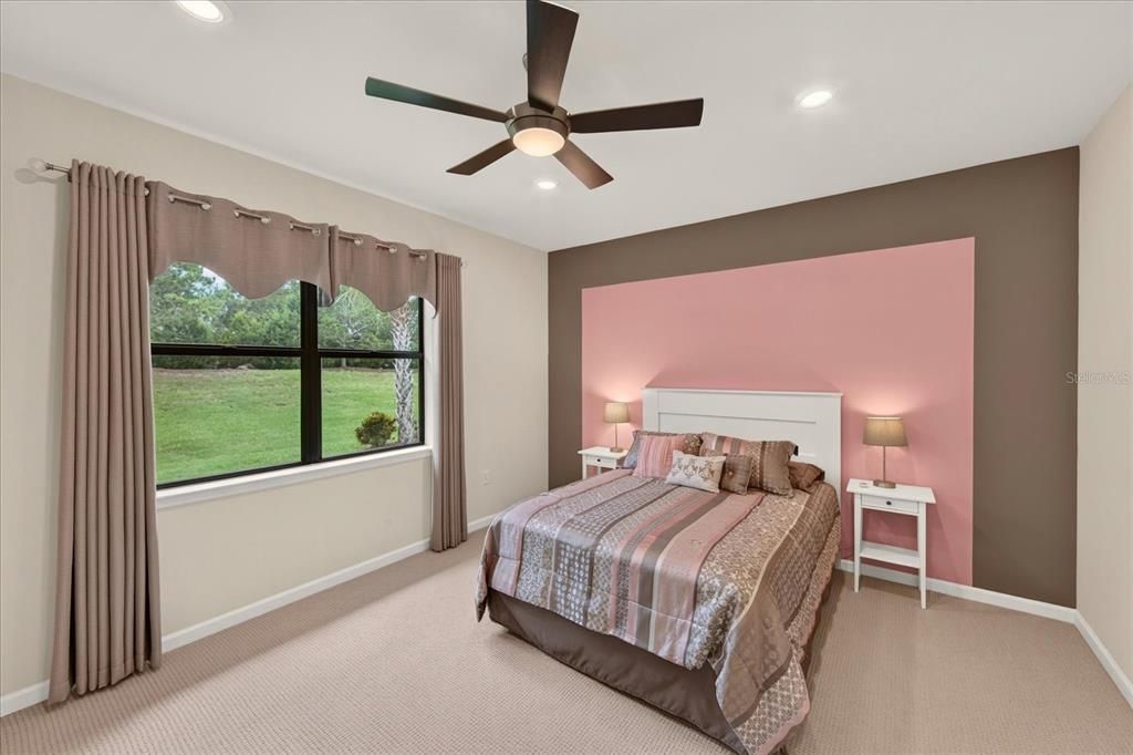 For Sale: $419,000 (2 beds, 2 baths, 1584 Square Feet)
