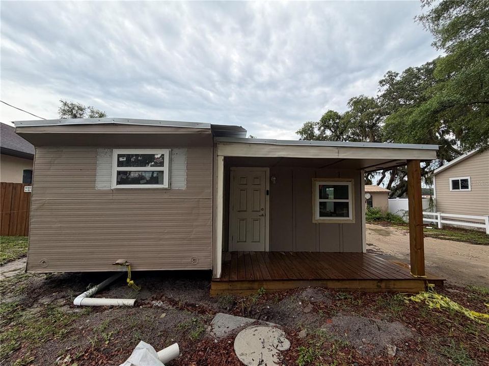 待售: $150,000 (2 贝兹, 1 浴室, 736 平方英尺)