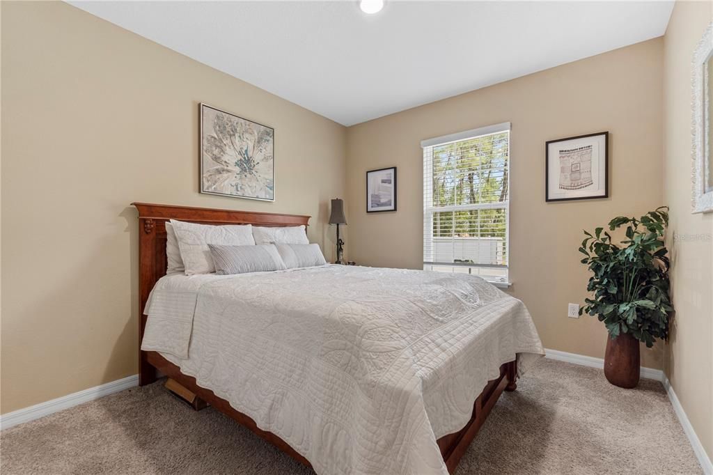 For Sale: $368,900 (4 beds, 2 baths, 1886 Square Feet)