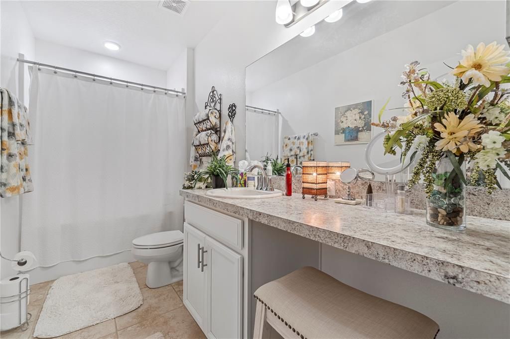 For Sale: $368,900 (4 beds, 2 baths, 1886 Square Feet)