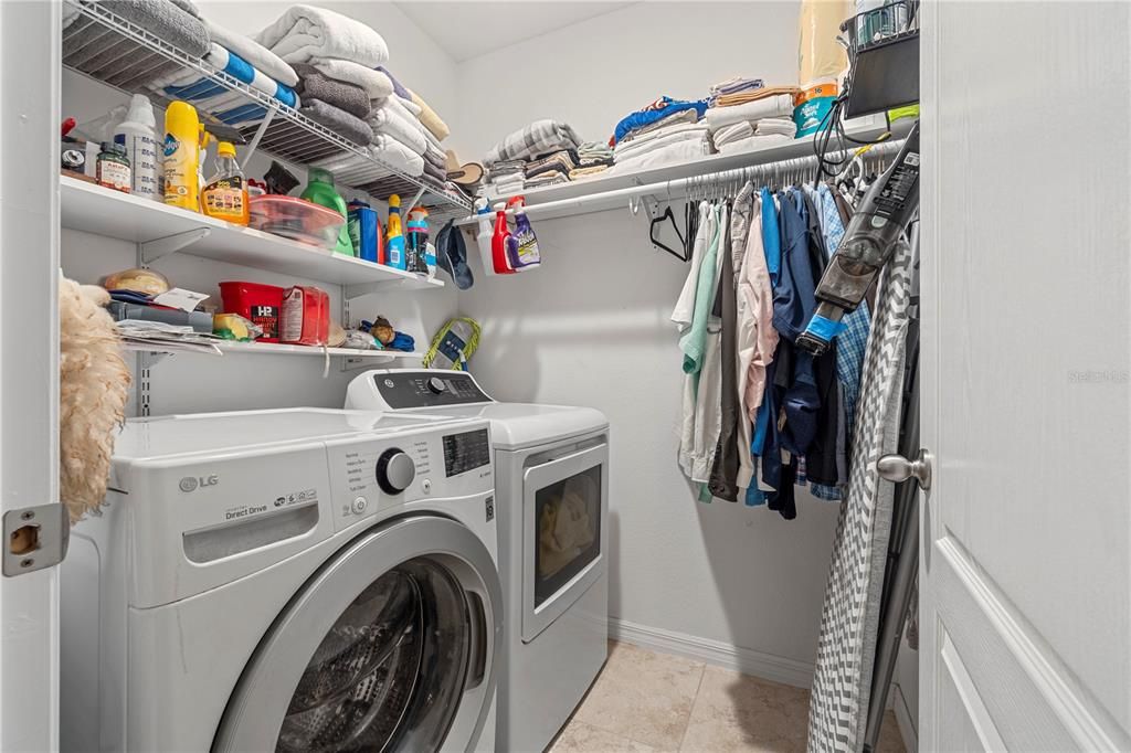 For Sale: $368,900 (4 beds, 2 baths, 1886 Square Feet)