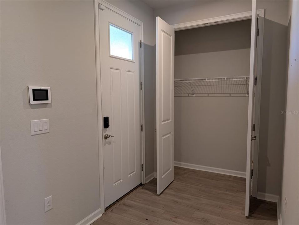 For Rent: $2,600 (2 beds, 2 baths, 1506 Square Feet)
