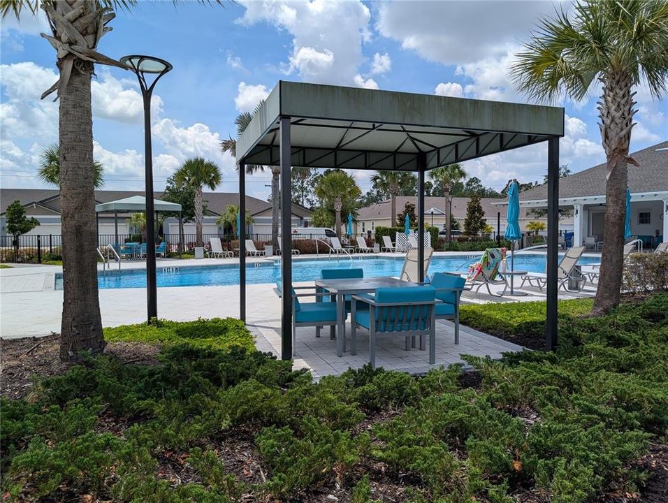 For Rent: $2,600 (2 beds, 2 baths, 1506 Square Feet)