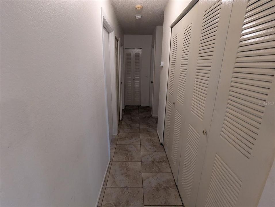 На продажу: $180,000 (3 спален, 2 ванн, 1204 Квадратных фут)