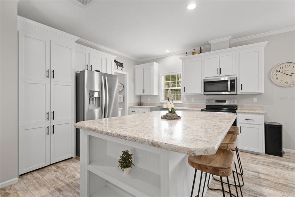 Active With Contract: $315,000 (3 beds, 2 baths, 1680 Square Feet)