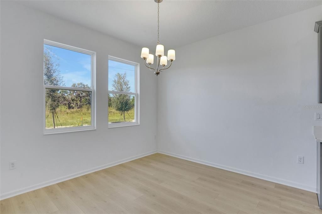 En Venta: $314,990 (4 camas, 2 baños, 1758 Pies cuadrados)